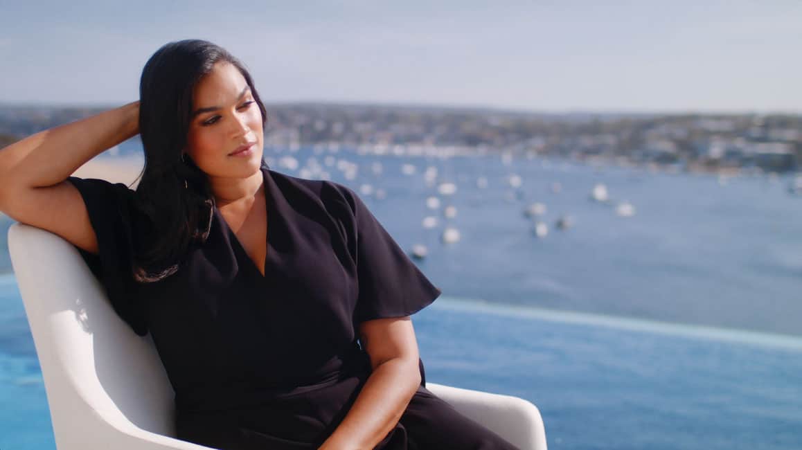 Forever New – Curve — production still