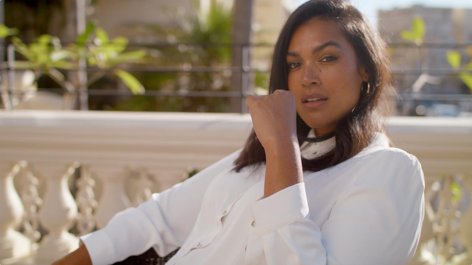 Forever New – Curve — production still